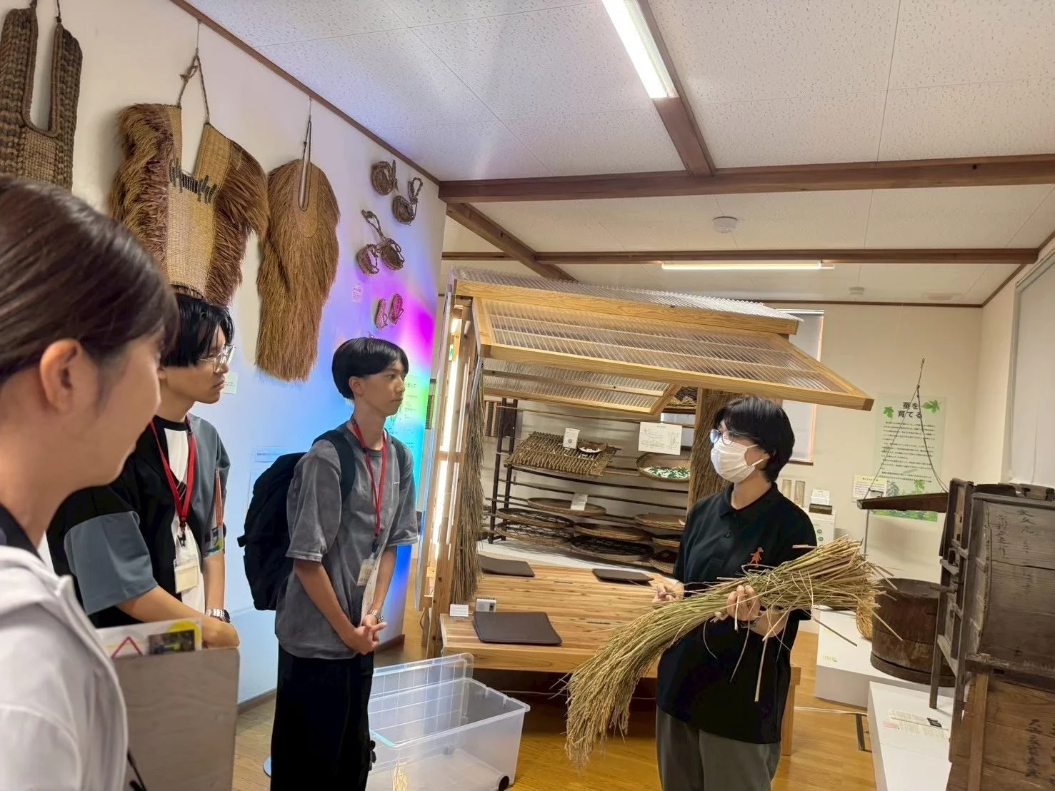 白鷹町民俗資料館見学