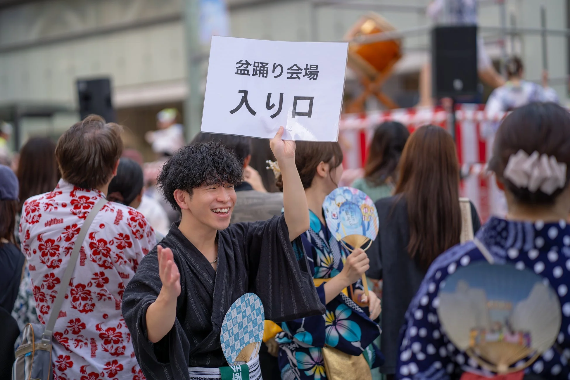 盆踊り会場入口