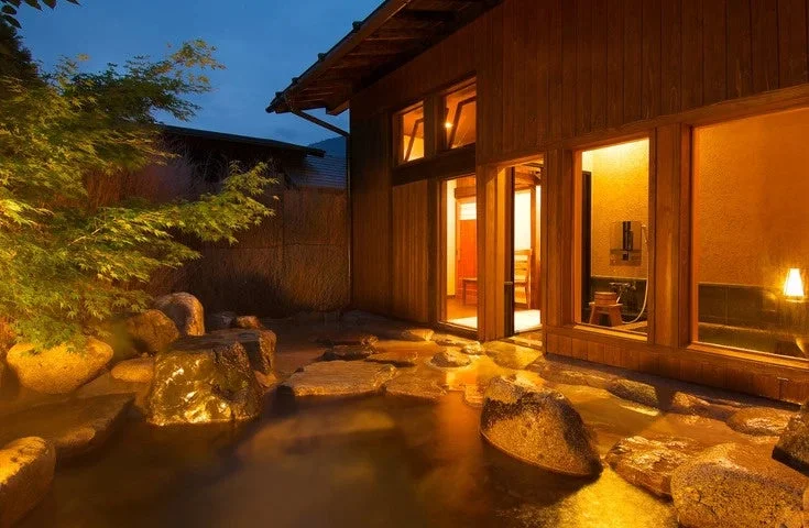 夜の露天風呂