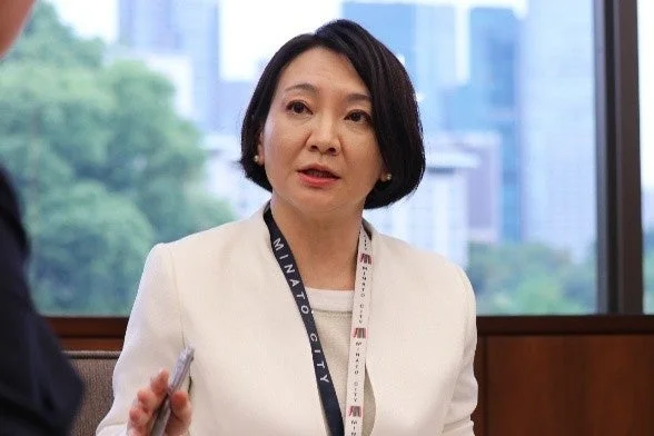 港区長 清家愛さん