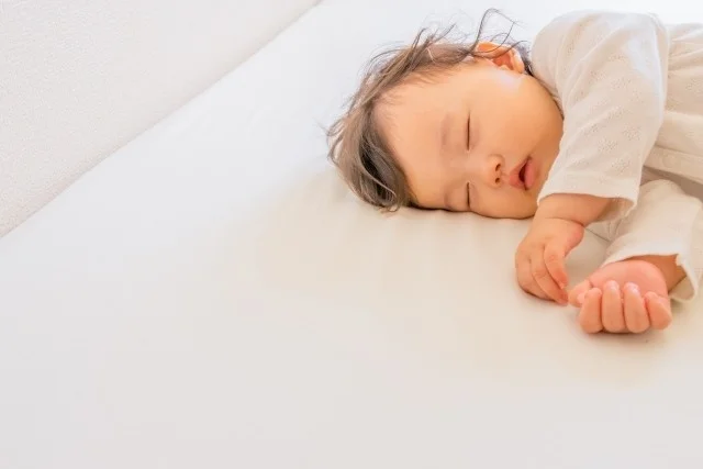 夏の「登園・登校渋り」は睡眠不足が原因かも？夏休み前に整えたい子どもの生活リズムと親の心のゆとり
