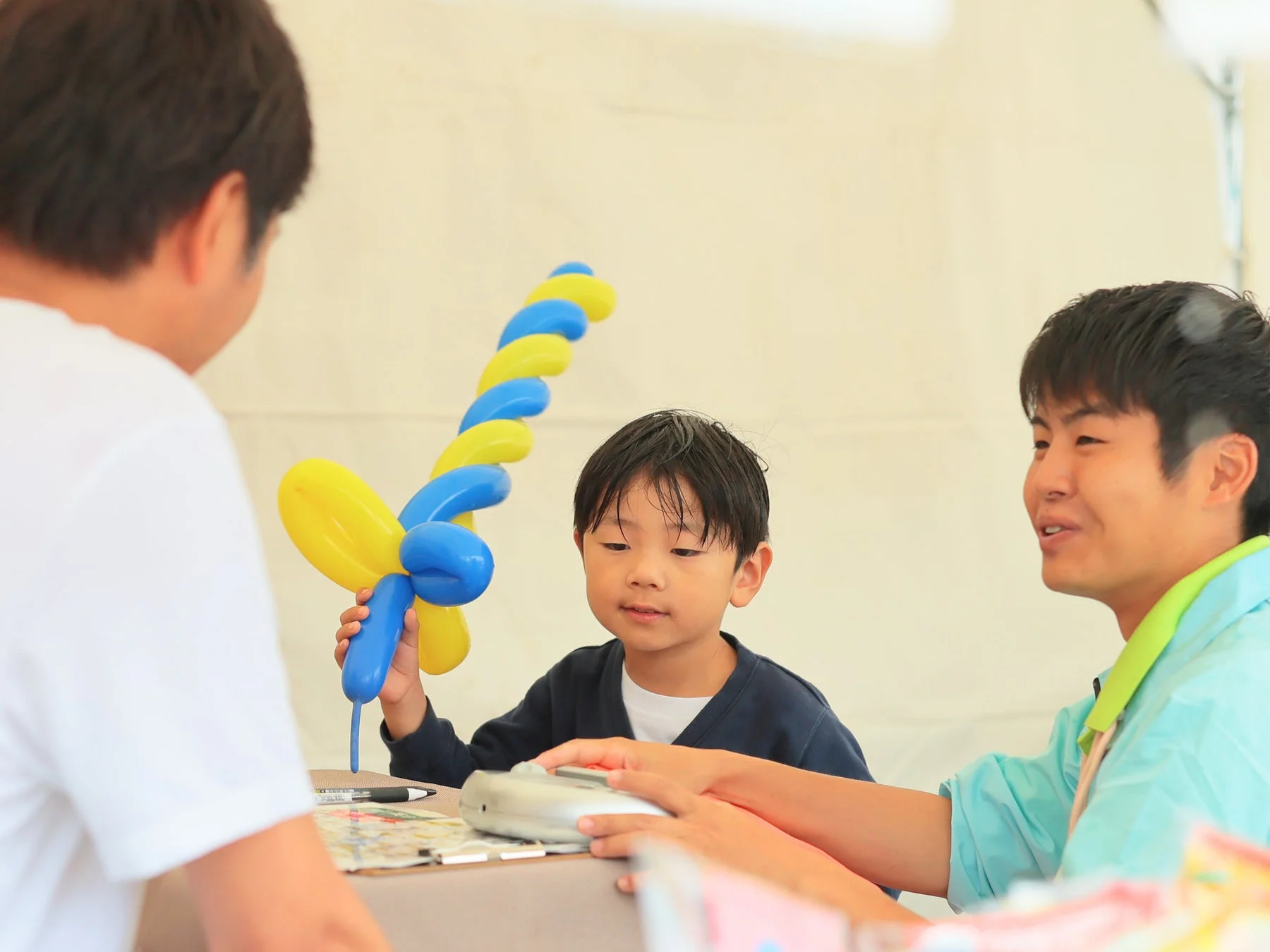 バルーンアートの様子