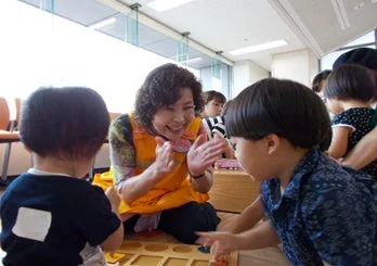 あなたの豊富な経験を福岡の子育て支援に！「ふくおか子育てマイスター認定講習」で地域デビューしませんか？
