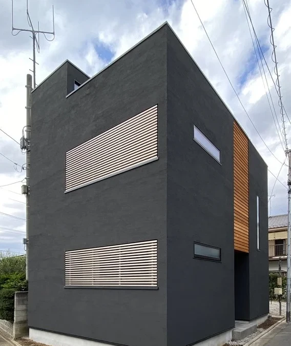 21坪の狭小地でも夢が広がる！東京都江戸川区に誕生した「屋上キャンプ」が楽しめる高気密・高断熱住宅の魅力