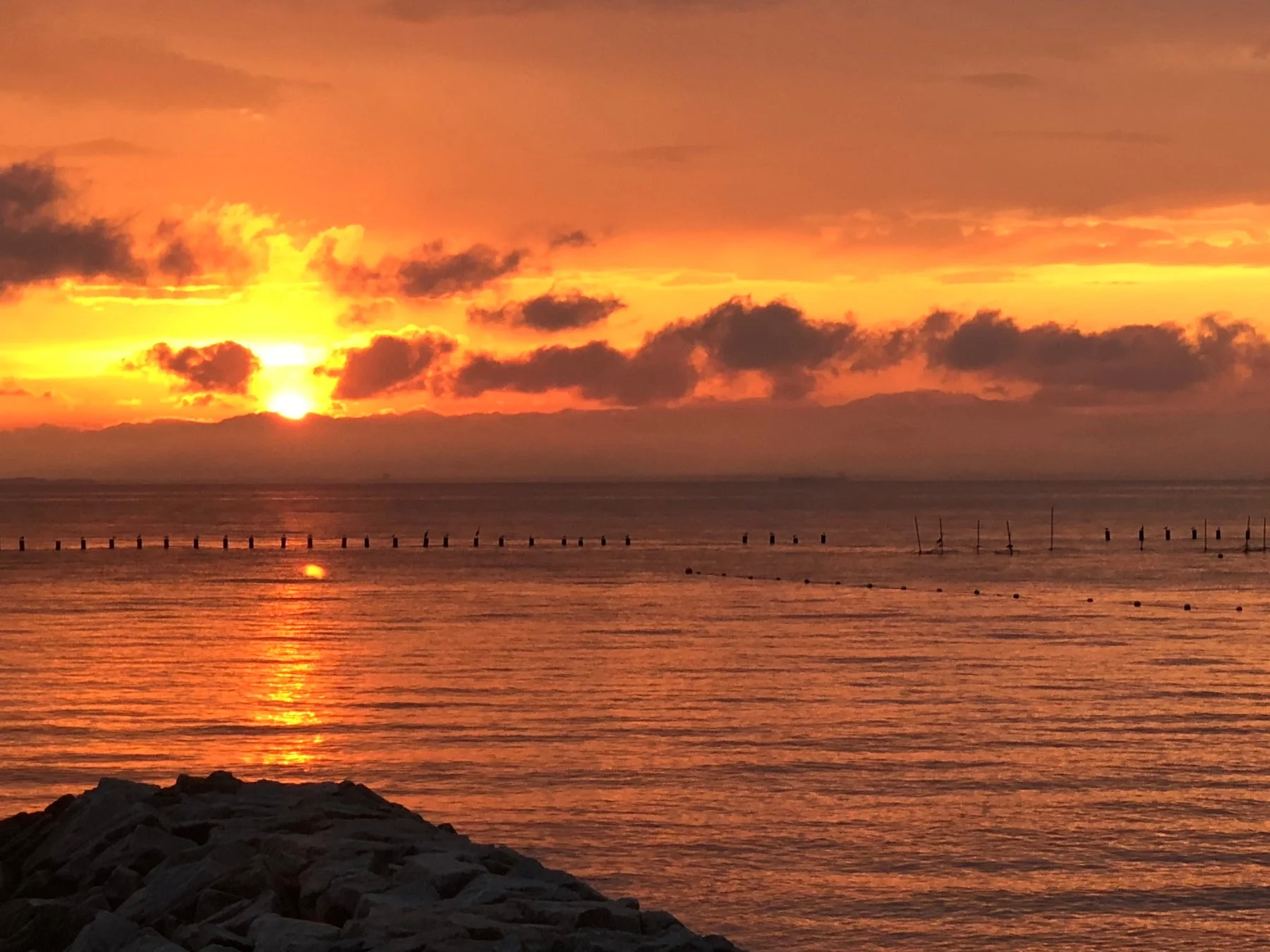 夕焼けの海