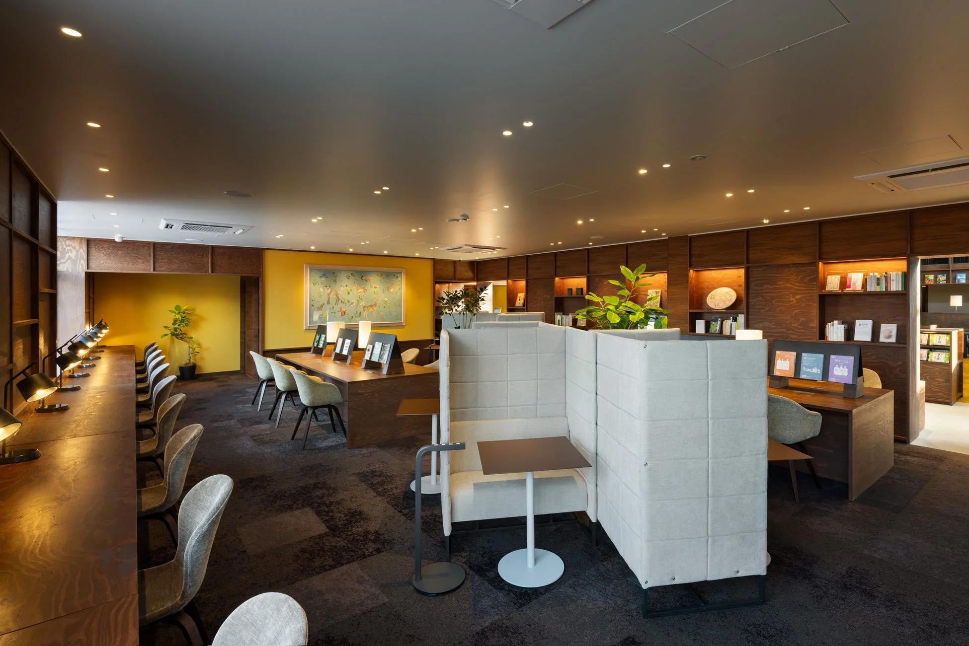 SHARE LOUNGE内観